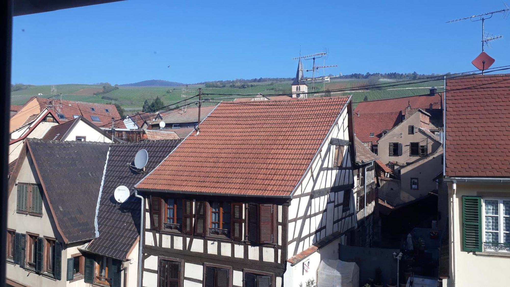 Au-Dessus Des Toits Plein Centre Avec Vue Sur Les Vignes Apartment Barr Exterior foto